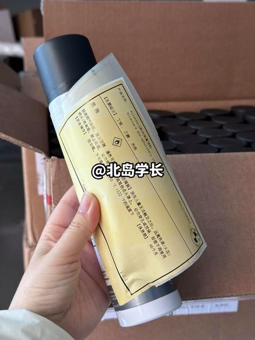 半年等待终到手 宝马原厂泡沫清洁剂，皮革清洗的安心之选